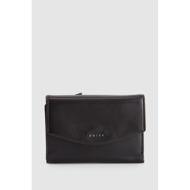 Liza Leather Medium Wallet