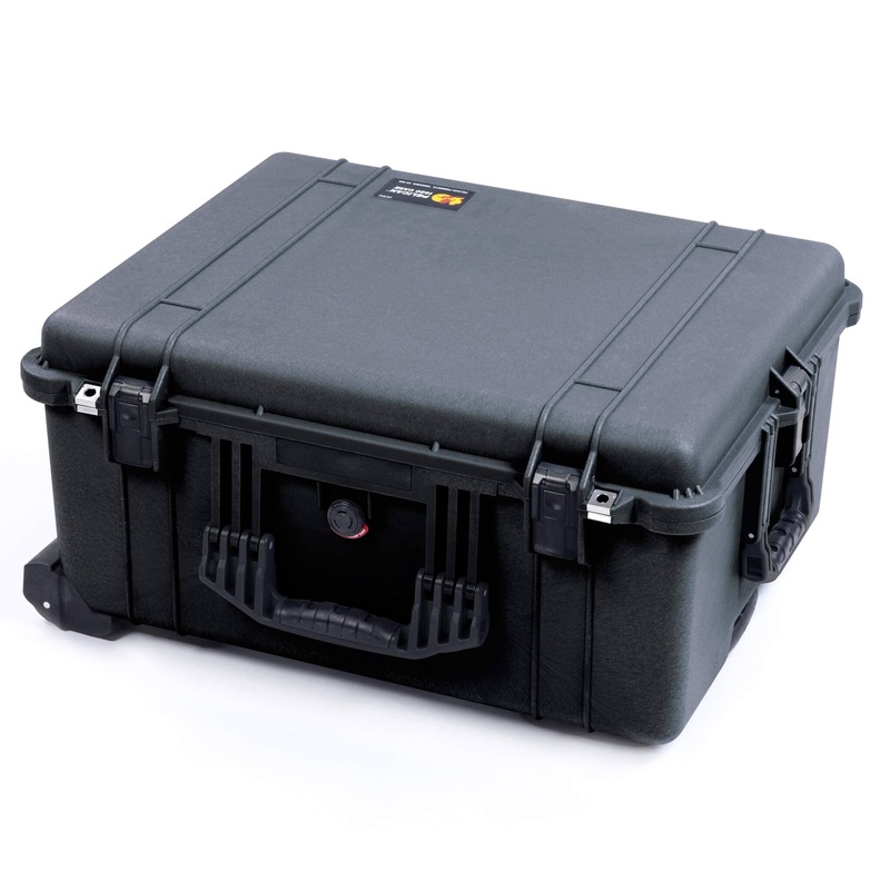 Pelican 1620 Case, Black (Push-Button Latches)