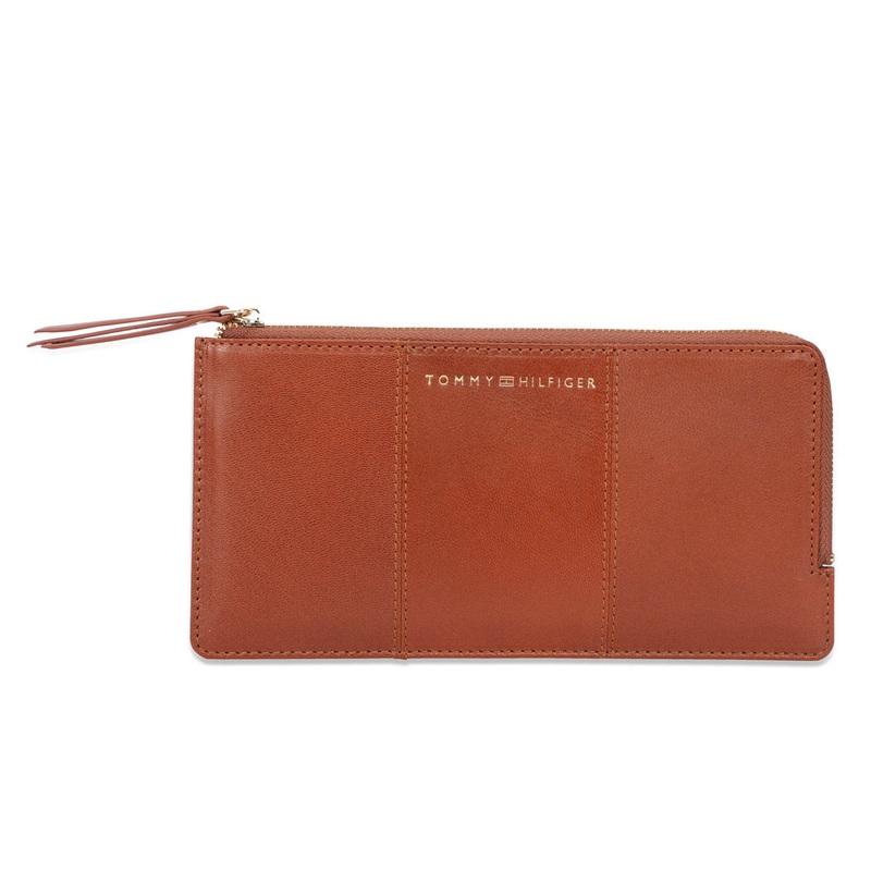 Tommy Hilfiger Milania Women's Leather Zip Around Wallet
