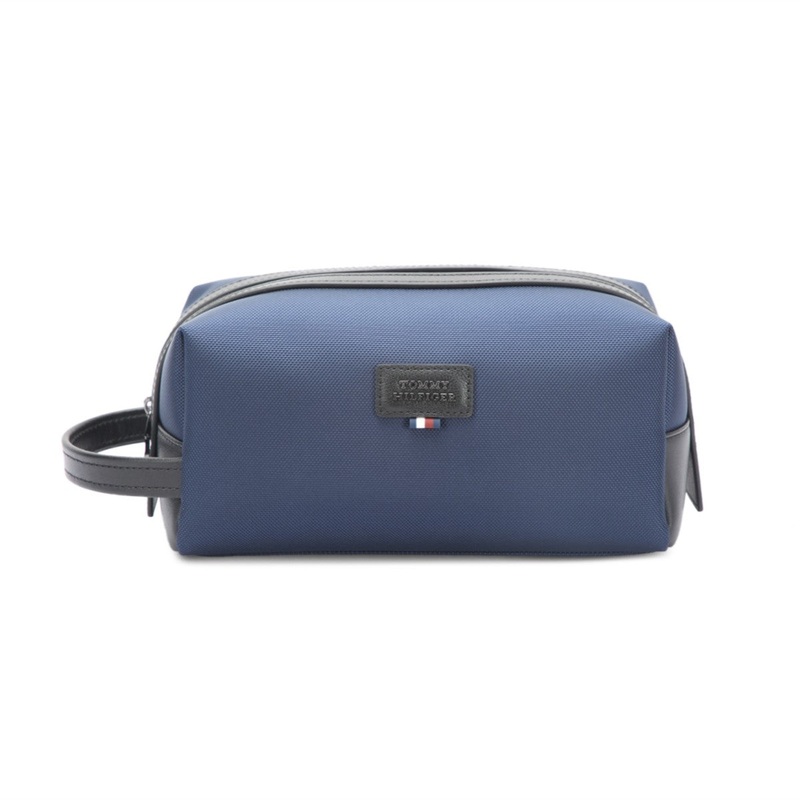 Tommy Hilfiger Rumford Toiletry Case