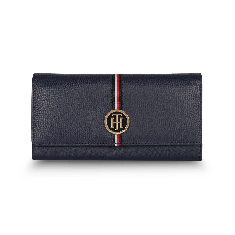 Tommy Hilfiger Ariel Women's Leather Flap Wallet