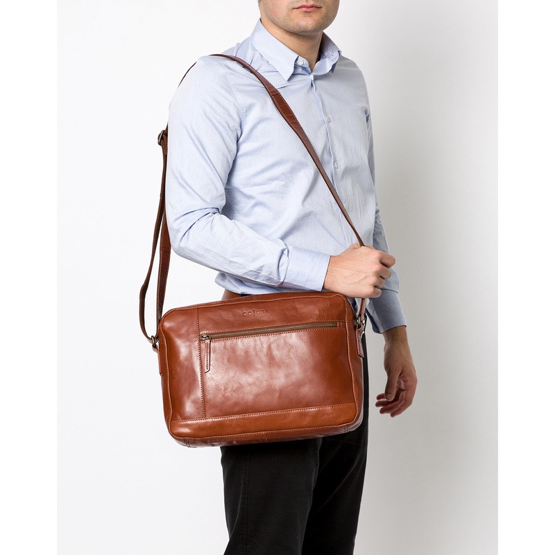 'Imola' Italian-Inspired Chesnut Leather Messenger Bag