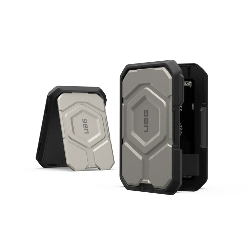 UAG Magnetic Wallet With Stand