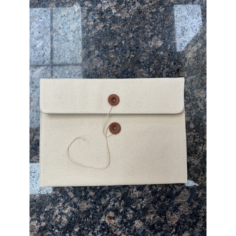 On Sale- CANVAS PORTFOLIO- $5.00